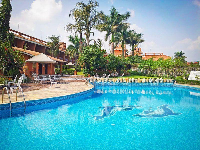 Royal Palm Resort Покхара Экстерьер фото